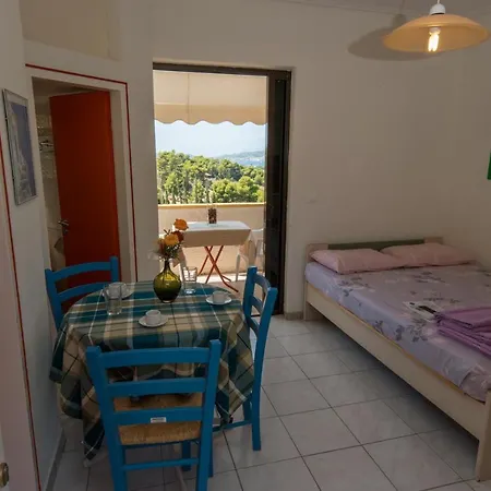 Casa Cicale Apartment Porto Heli Exterior photo